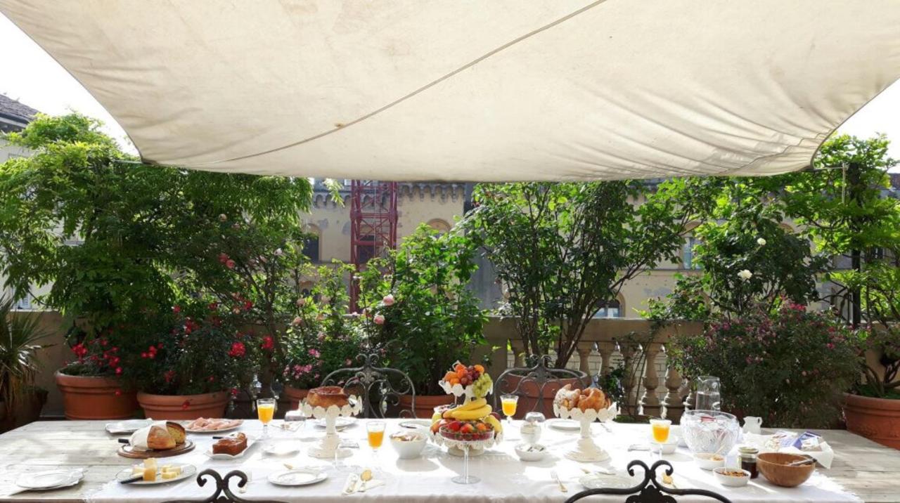 פאביה Arnaboldi Palace מראה חיצוני תמונה