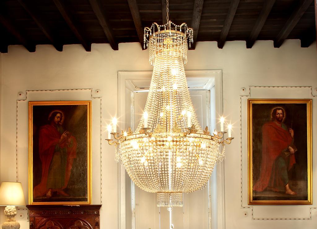 פאביה Arnaboldi Palace מראה חיצוני תמונה
